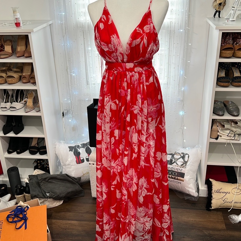 Red floral maxi dress size S new